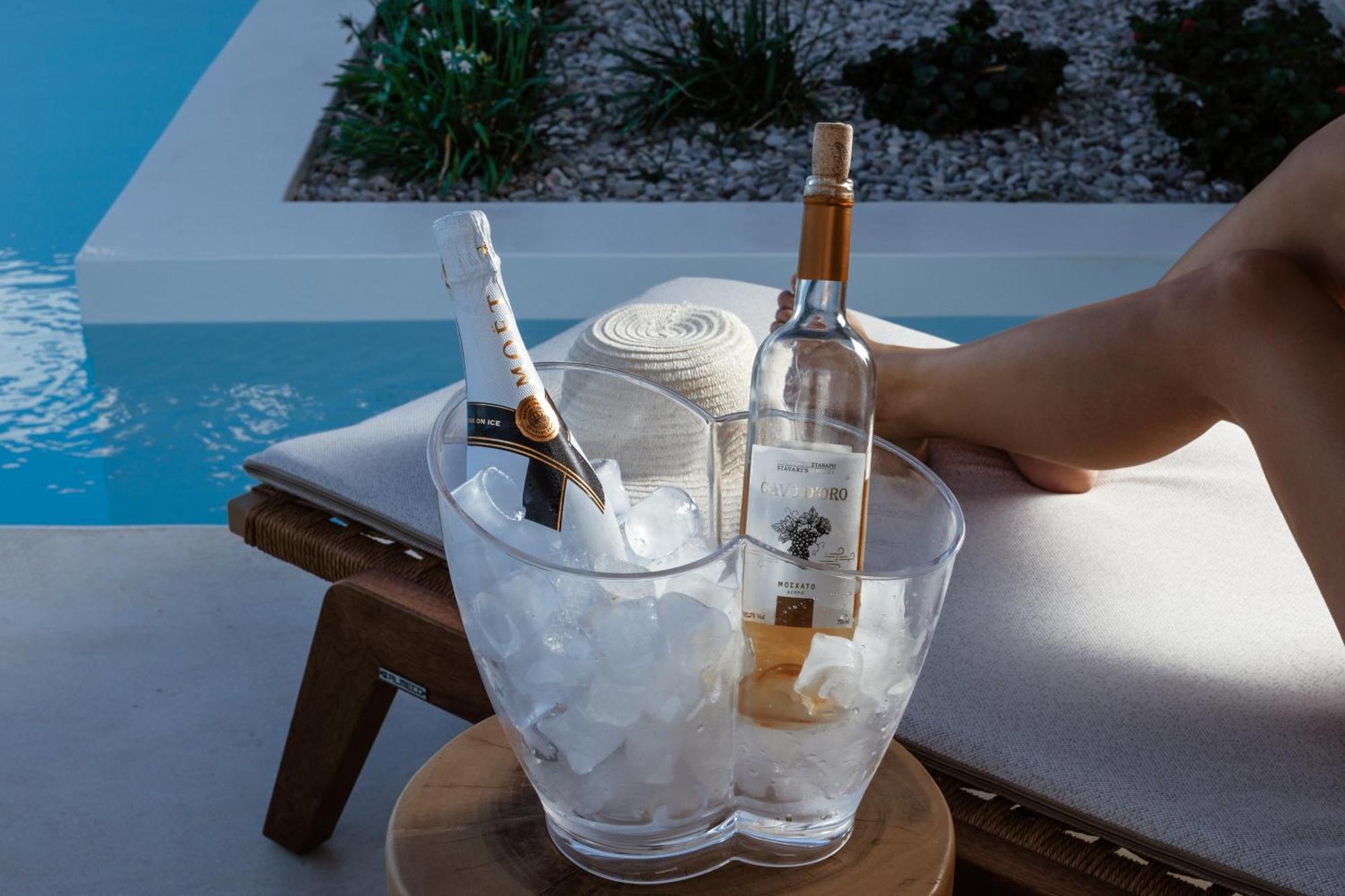Golden Vista, Beachfront Suites By Explore Andros Esterno foto